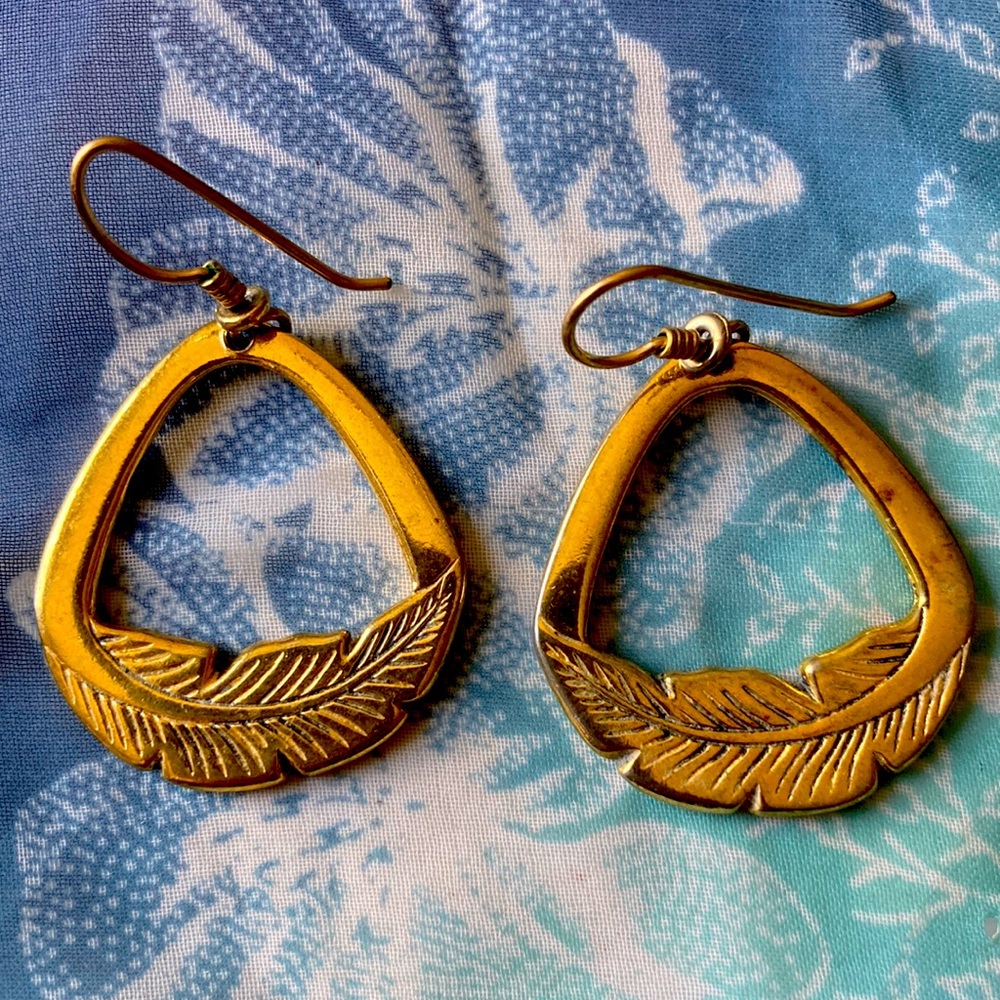 Vintage Laurel Burch triangle drop palm leaf earrings